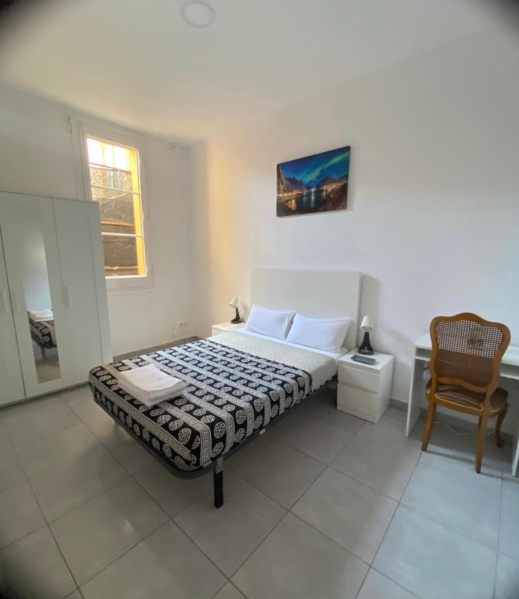 Habitacion Para Tu Estadia Corta En Bcn Lägenhet Barcelona Exteriör bild