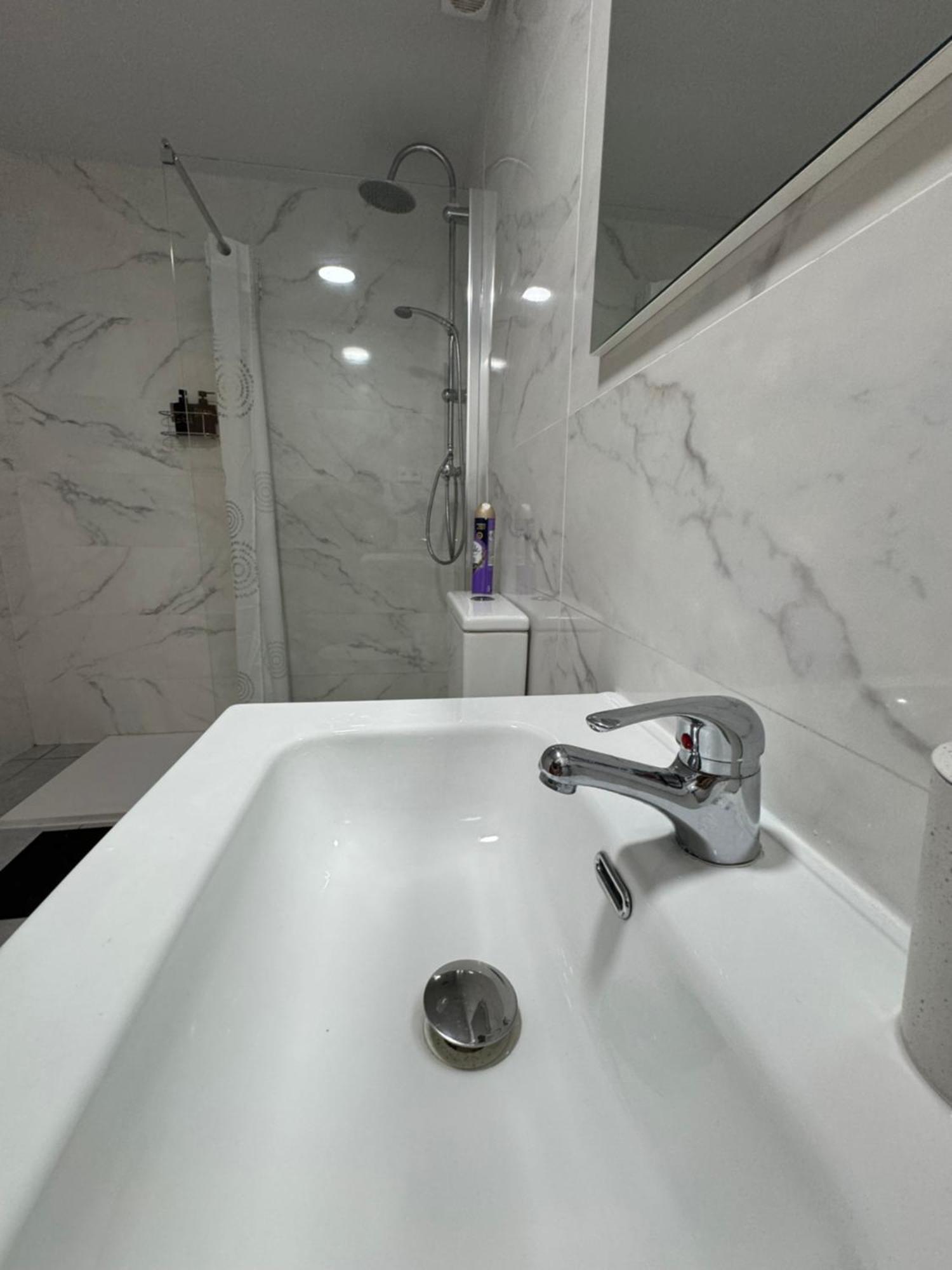 Habitacion Para Tu Estadia Corta En Bcn Lägenhet Barcelona Exteriör bild